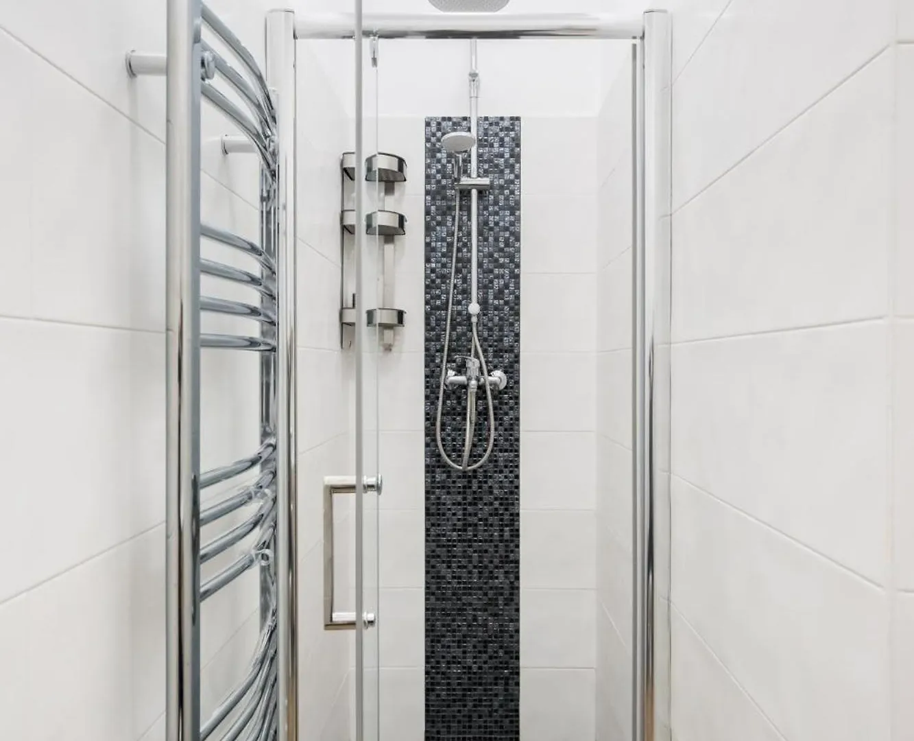 Urban Walls Apartments 5B Бухарест
